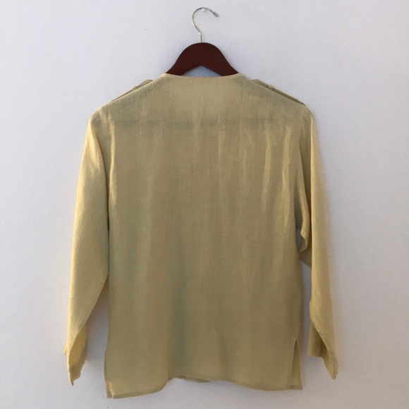 100% LINEN BUTTON DOWN TOP! - Picture 2 of 2